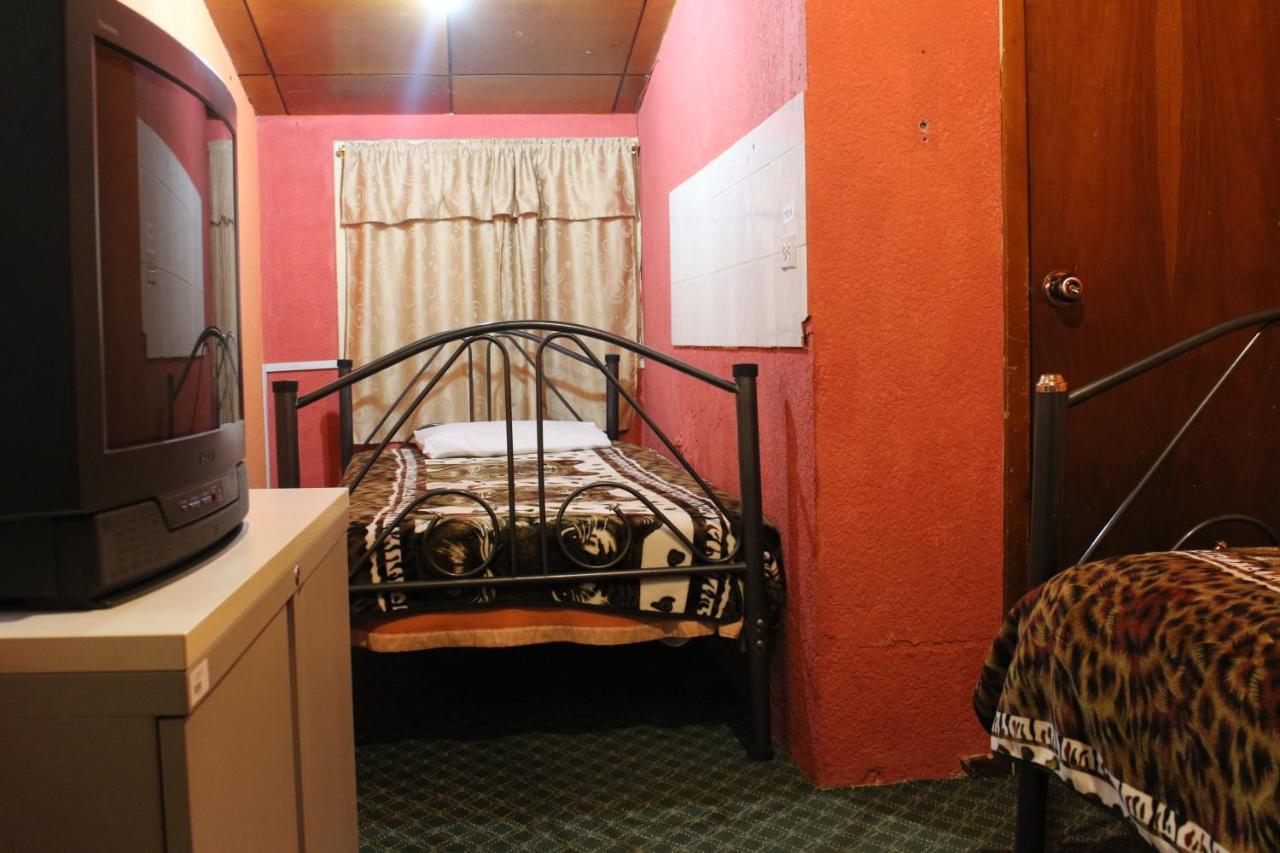 Hostal Killa Llullu Quito Exterior photo